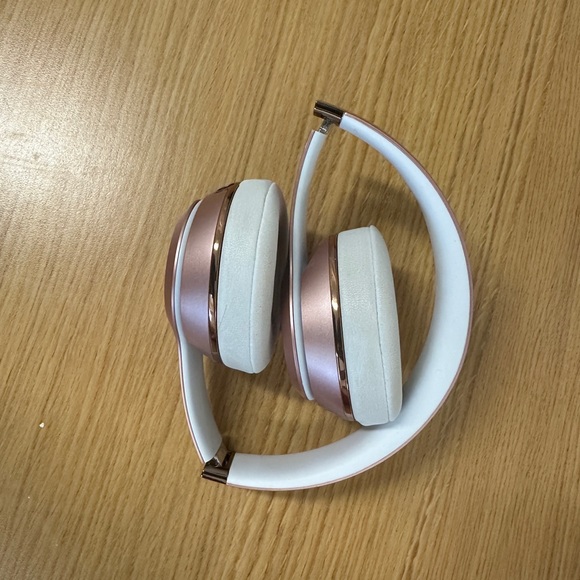 Beats by Dre Pink and White On-Ear Headphones